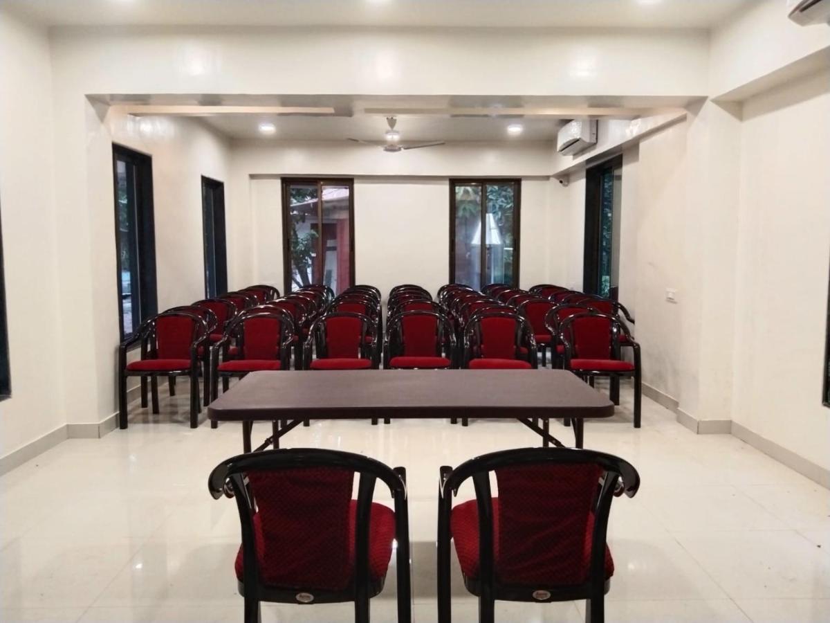 Cocorico Beach Resort Dapoli Exterior photo